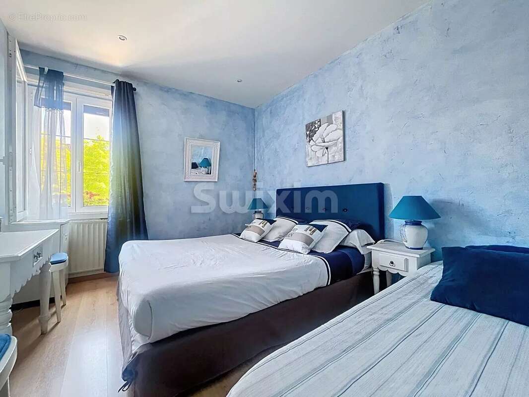 Maison à CHATILLON-SUR-CHALARONNE