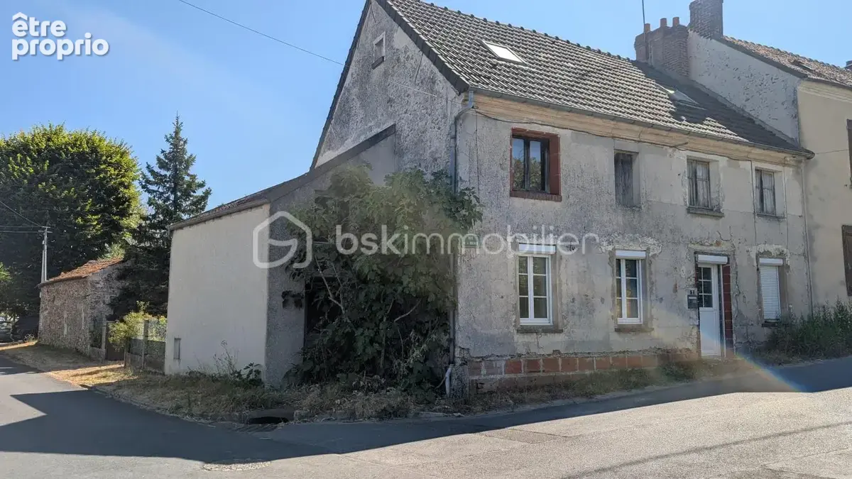 Maison à SAINT-DENIS-LES-REBAIS