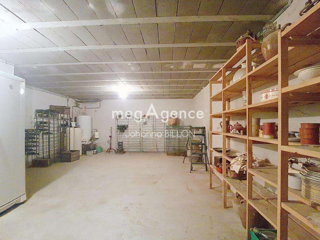 Belle maison familiale avec vie de plain-pied et toiture en ardoise naturelle !! - photo 18