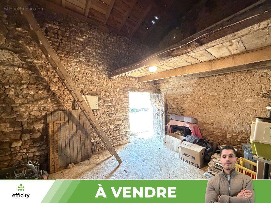 Maison 62 m² à Saint-Romain  - photo 7