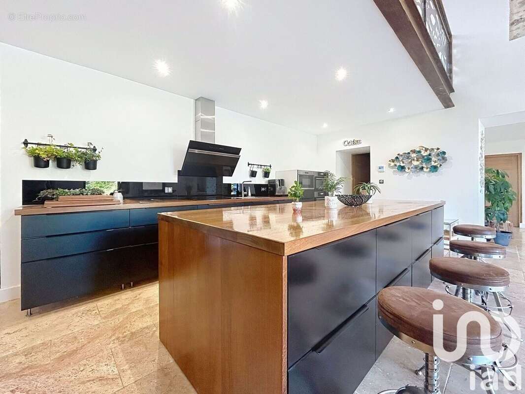 Photo 3 - Maison à ECURAS