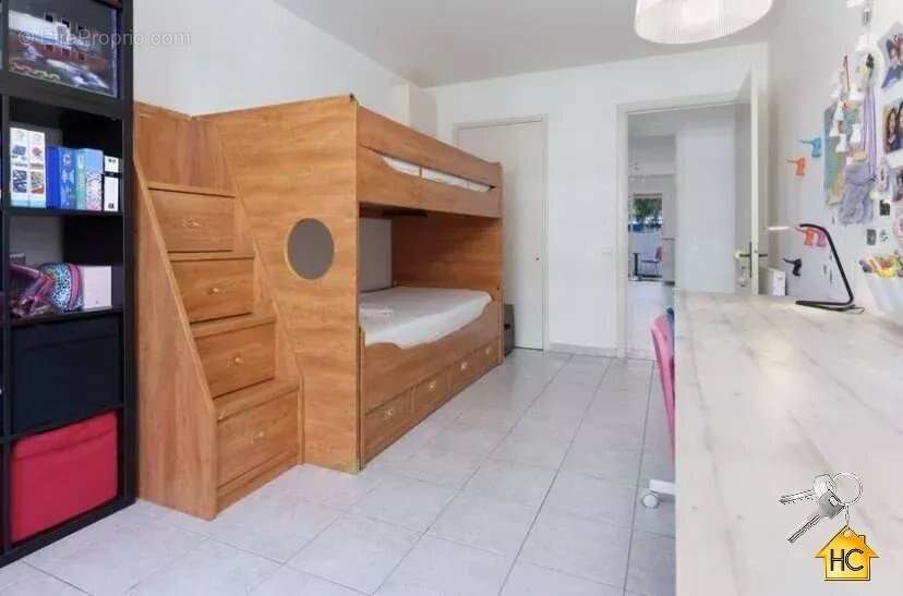 Appartement à LE CANNET