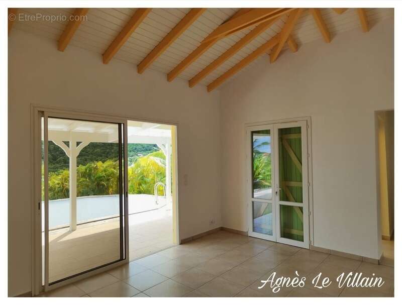 Maison à TERRE-DE-BAS