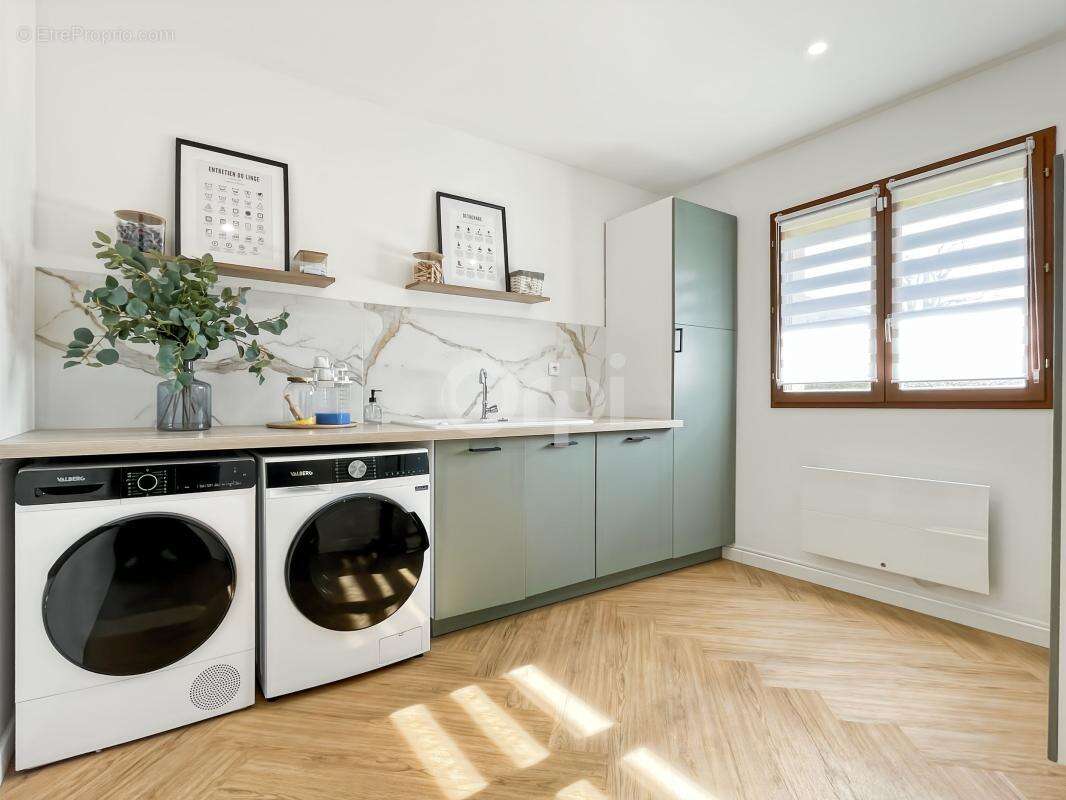 Maison à LE VAL-DAVID