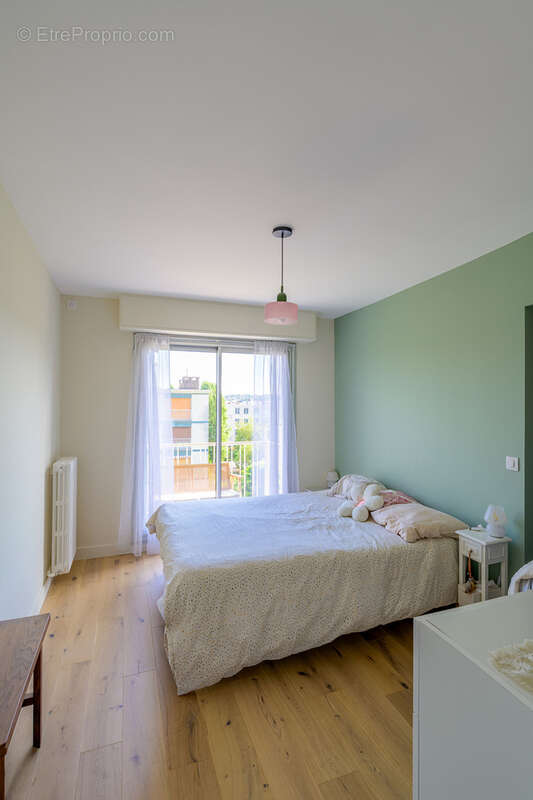Appartement à SAINT-MAUR-DES-FOSSES