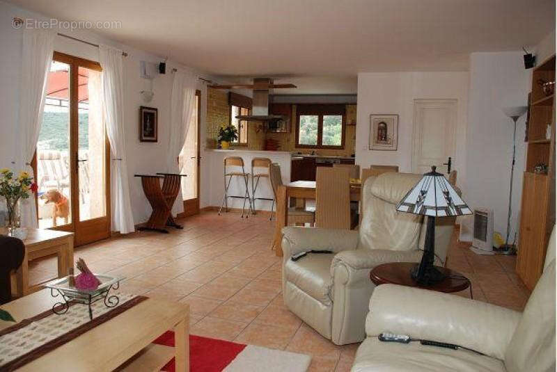 Maison à COLOMBIERS