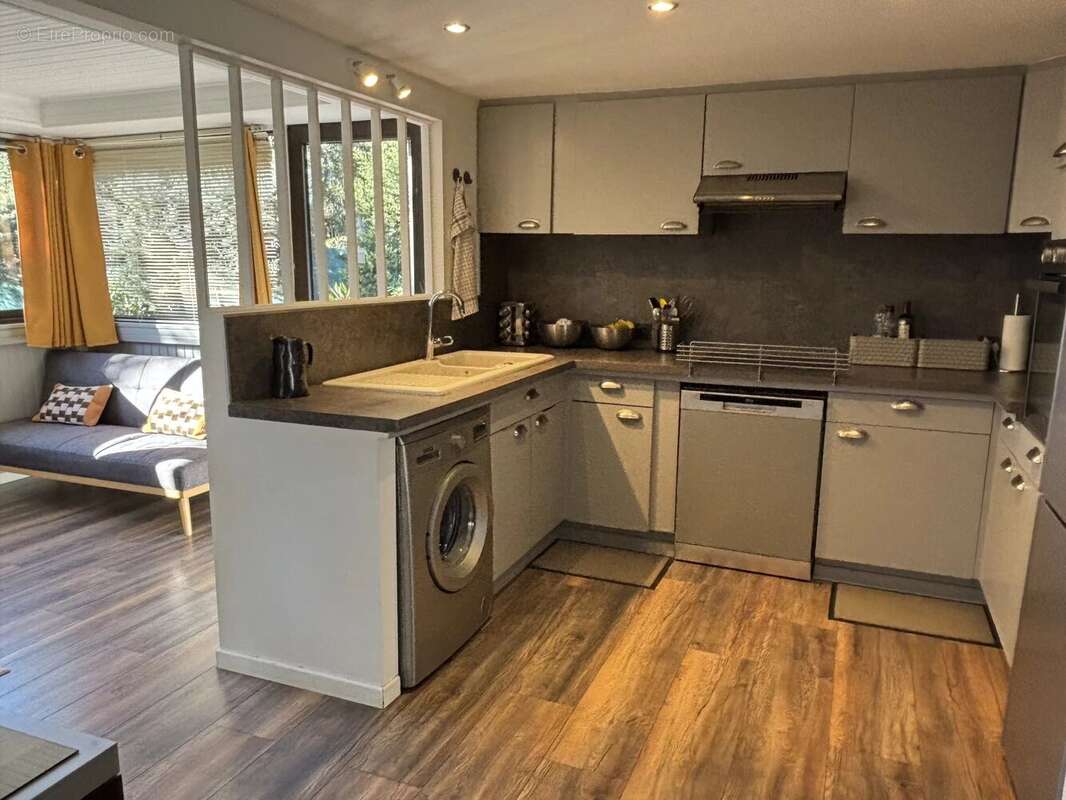 Maison à ROQUEBRUNE-SUR-ARGENS