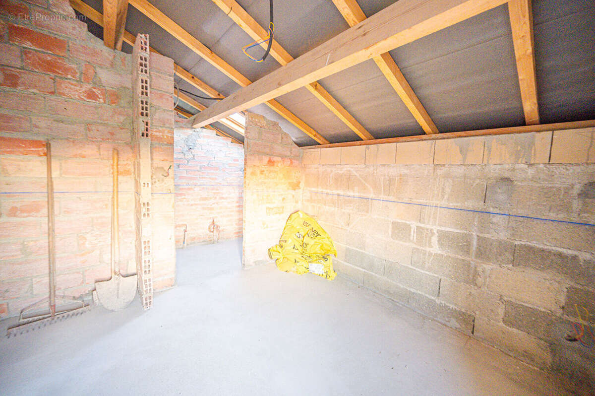 Appartement à SAINT-PRIX