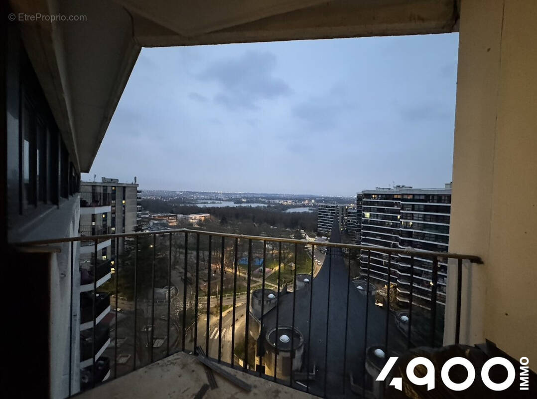 Appartement à GRIGNY