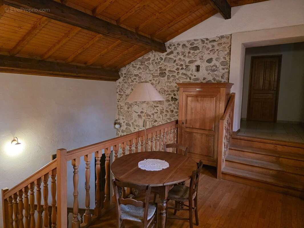 Maison à HOSTUN