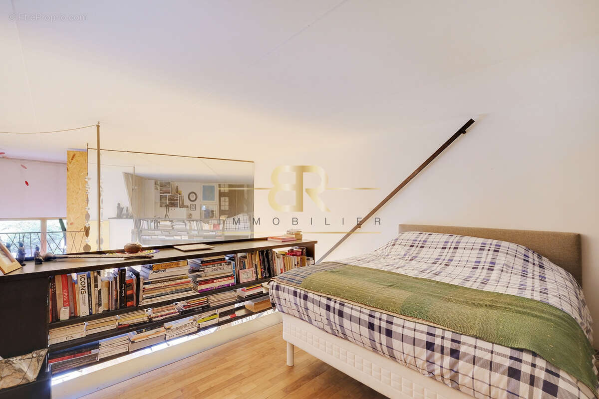 Autre à IVRY-SUR-SEINE