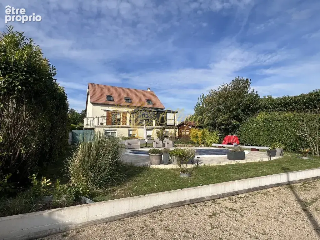 Pavillon familial avec piscine - photo 1