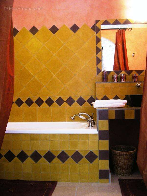 Maison à BUIS-LES-BARONNIES