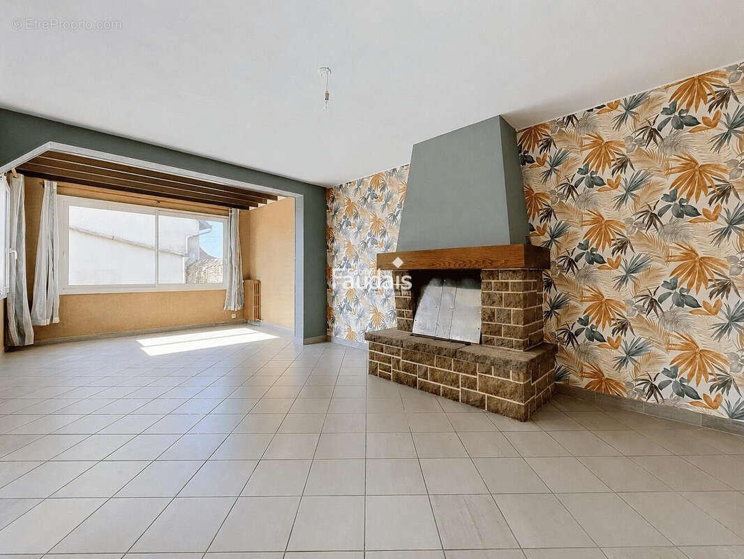 Maison 161 m² à Saint-Denis-Le-Vetu  - photo 6