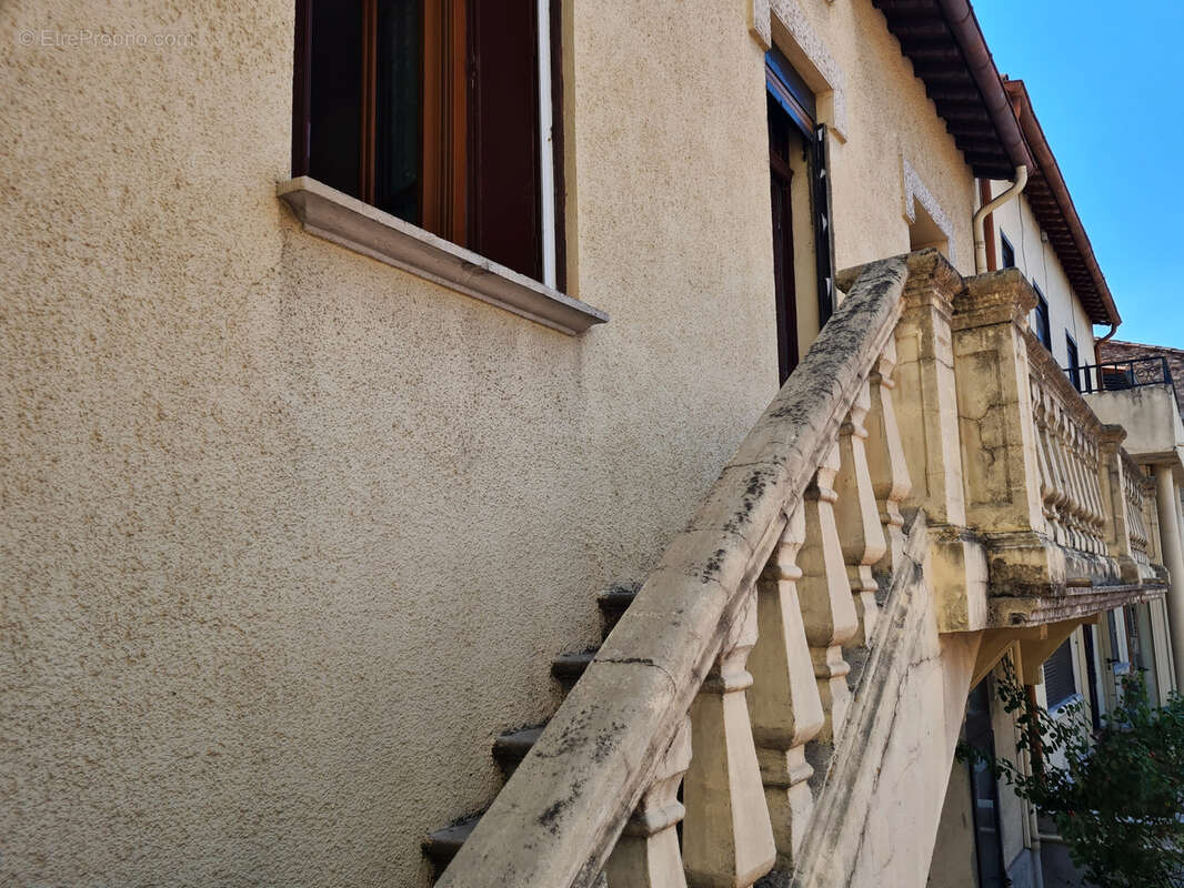 A vendre maison de ville avec jardin à 5mn du cœur de Céret. - photo 3