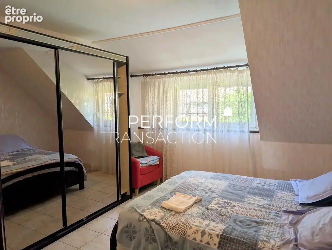 Maison R+1 avec véranda, jardin et garage – Lotissement La Saulée - photo 11
