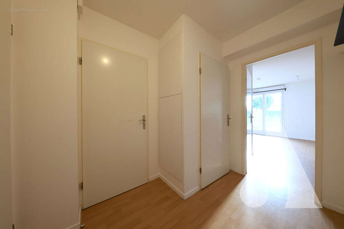 Appartement à SAINT-PIERRE-DU-PERRAY