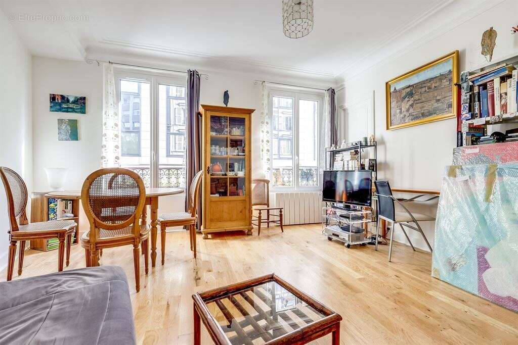 Appartement à PARIS-12E
