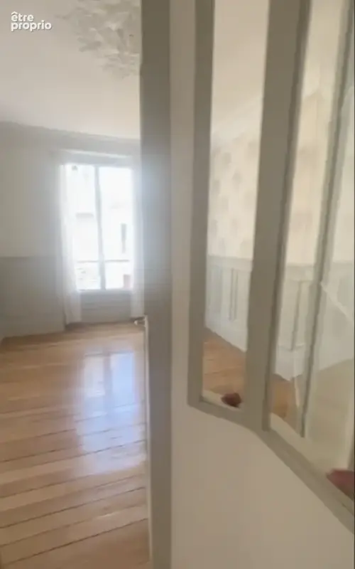 Paris XVIII - Appartement traversant au 3ème étage - photo 4