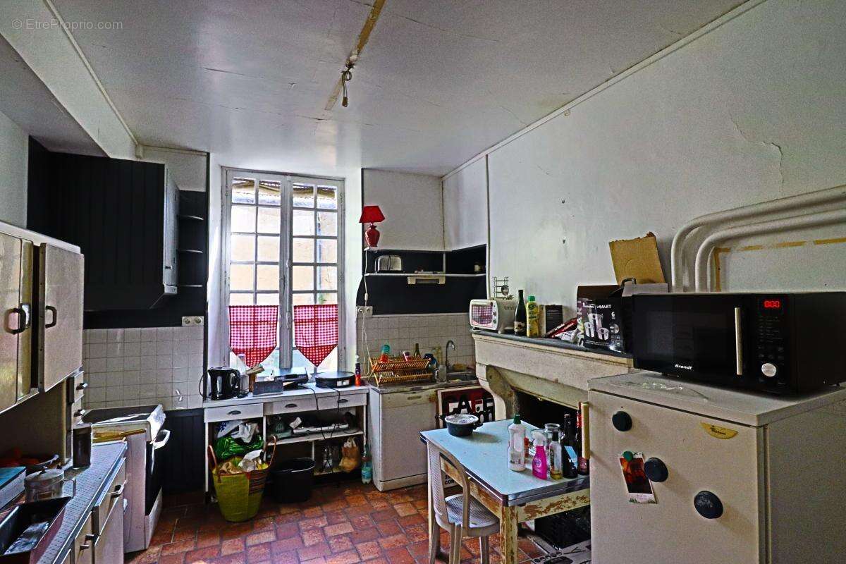 Maison à SAINT-SATUR