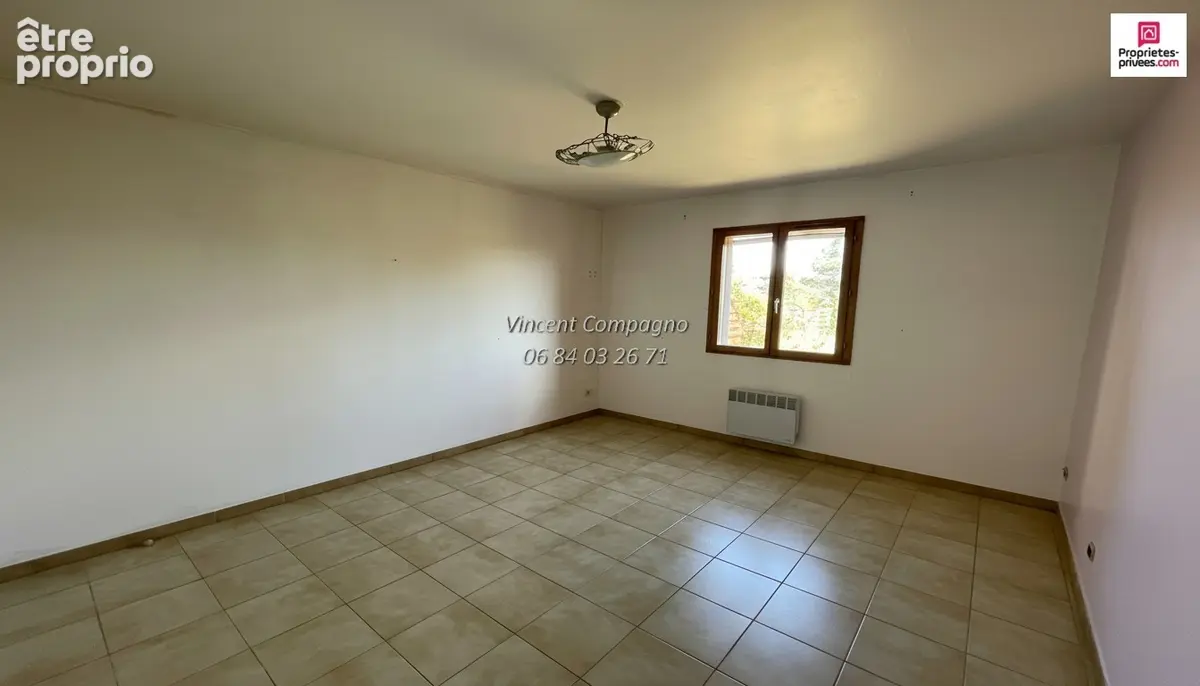 Maison plain-pied, piscine, studio indépendant et aperçu lac - photo 11
