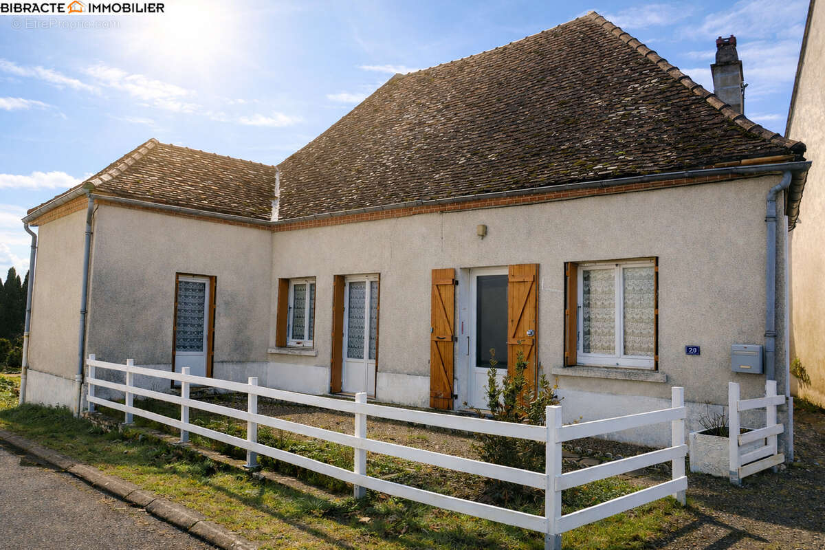 Maison à LA NOCLE-MAULAIX