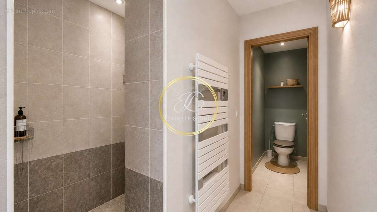 Maison 183 m² à Prades  - photo 10