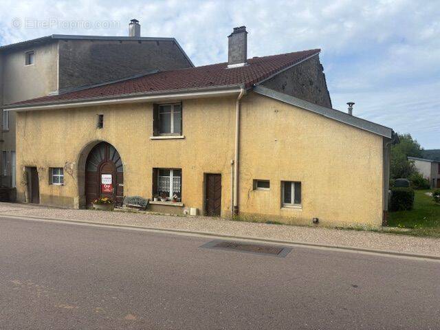 Maison à REMOVILLE