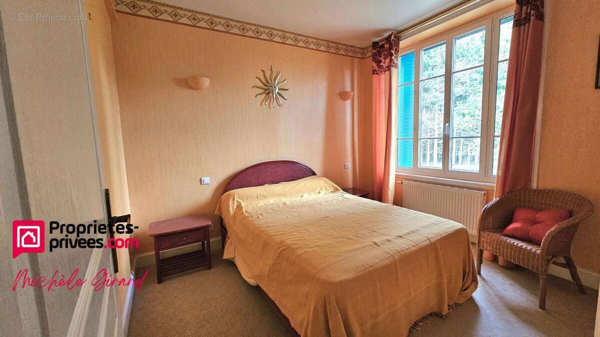 Maison à SAINT-VINCENT-DE-BOISSET