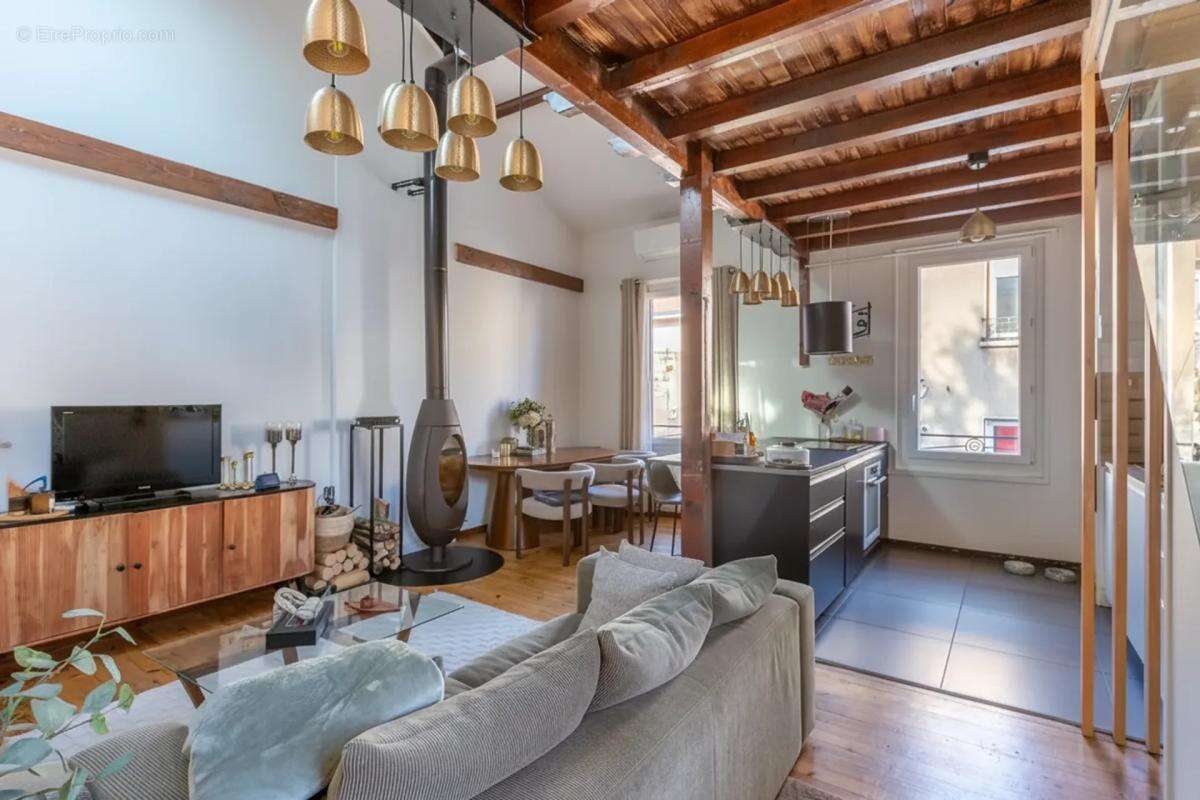 Maison à LYON-8E