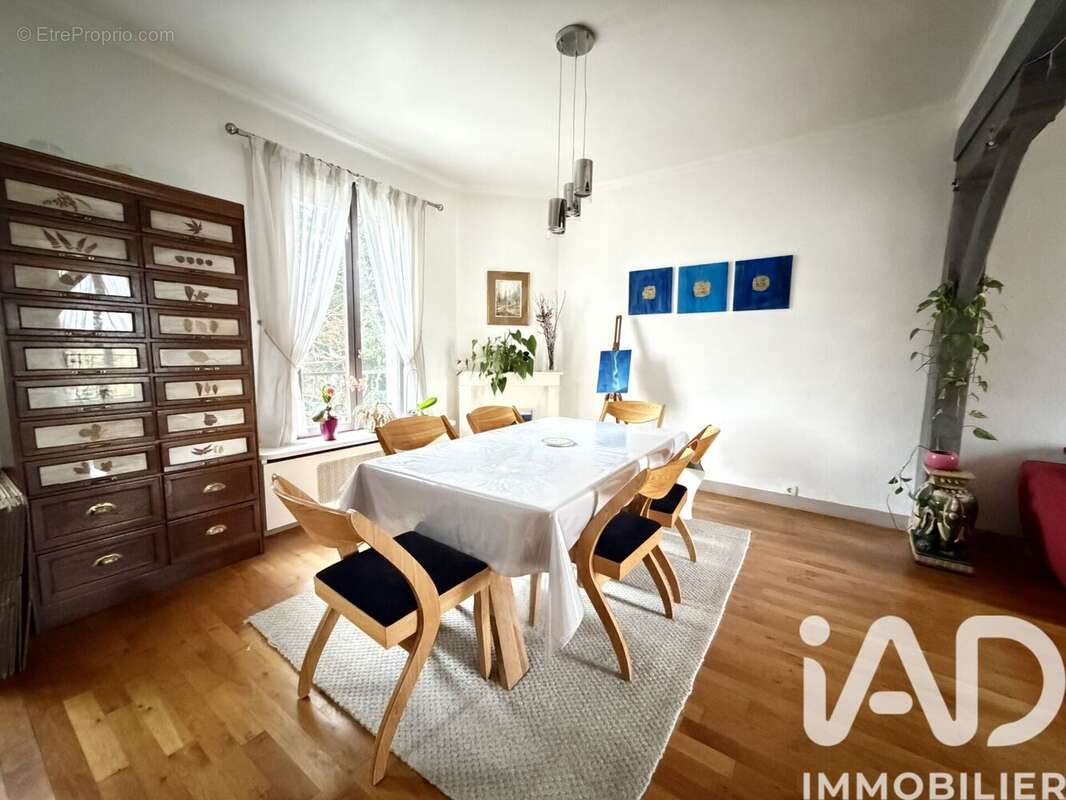 Photo 4 - Maison à MORANGIS