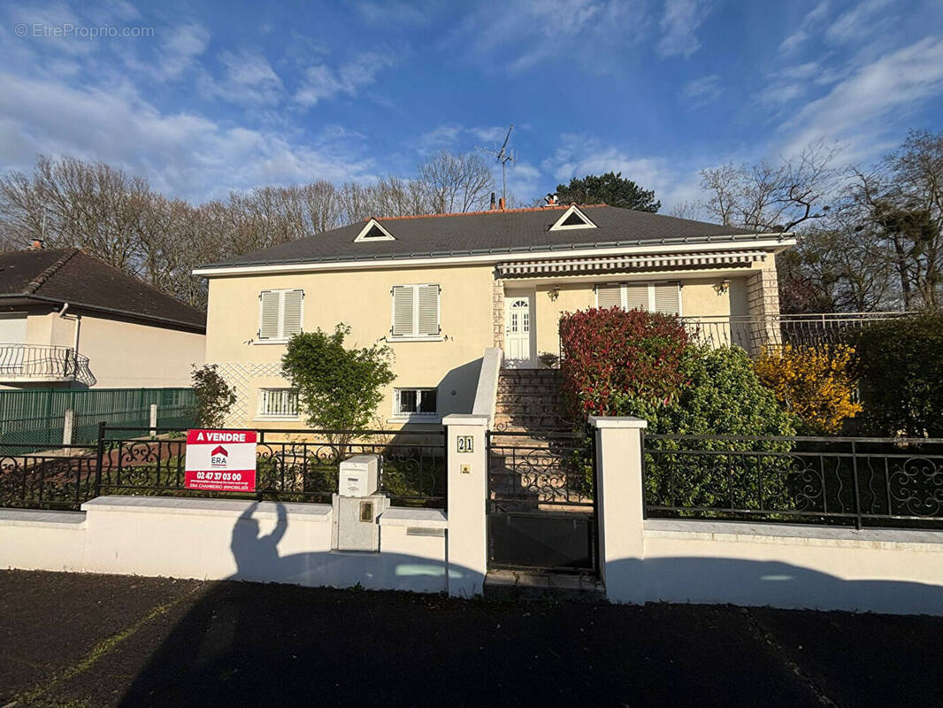 Maison à CHAMBRAY-LES-TOURS