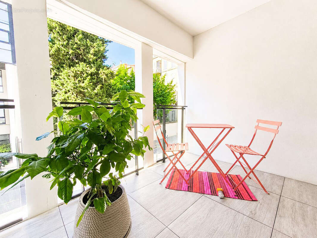 Appartement à MARSEILLE-8E