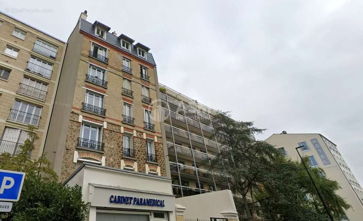 Appartement à COURBEVOIE