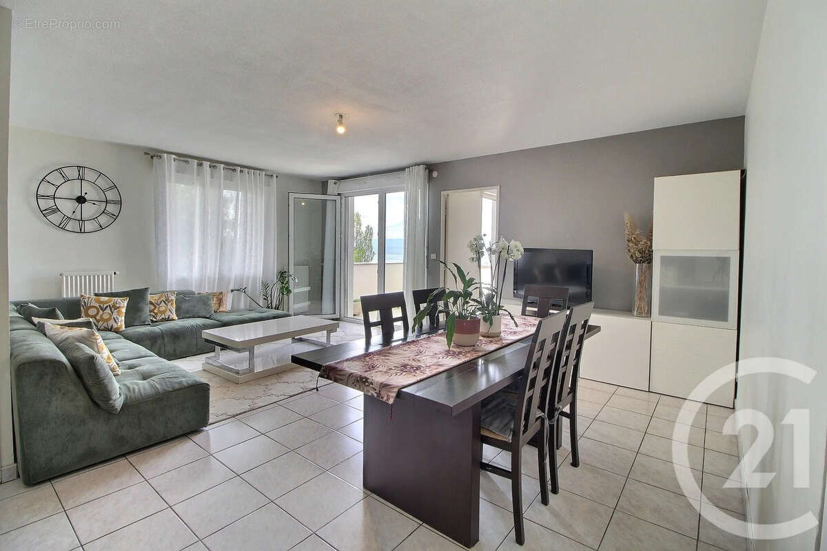 Appartement à PUBLIER