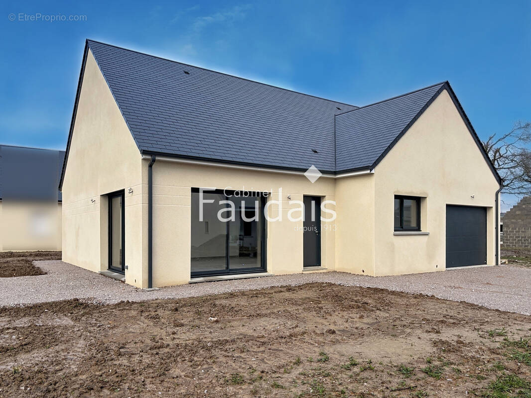 Maison à LA HAYE-DU-PUITS
