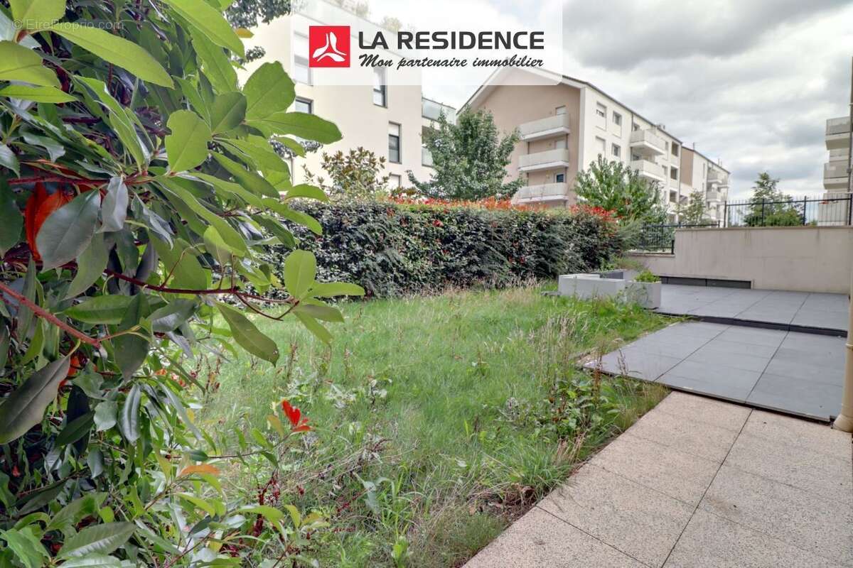 Appartement à JOUY-LE-MOUTIER