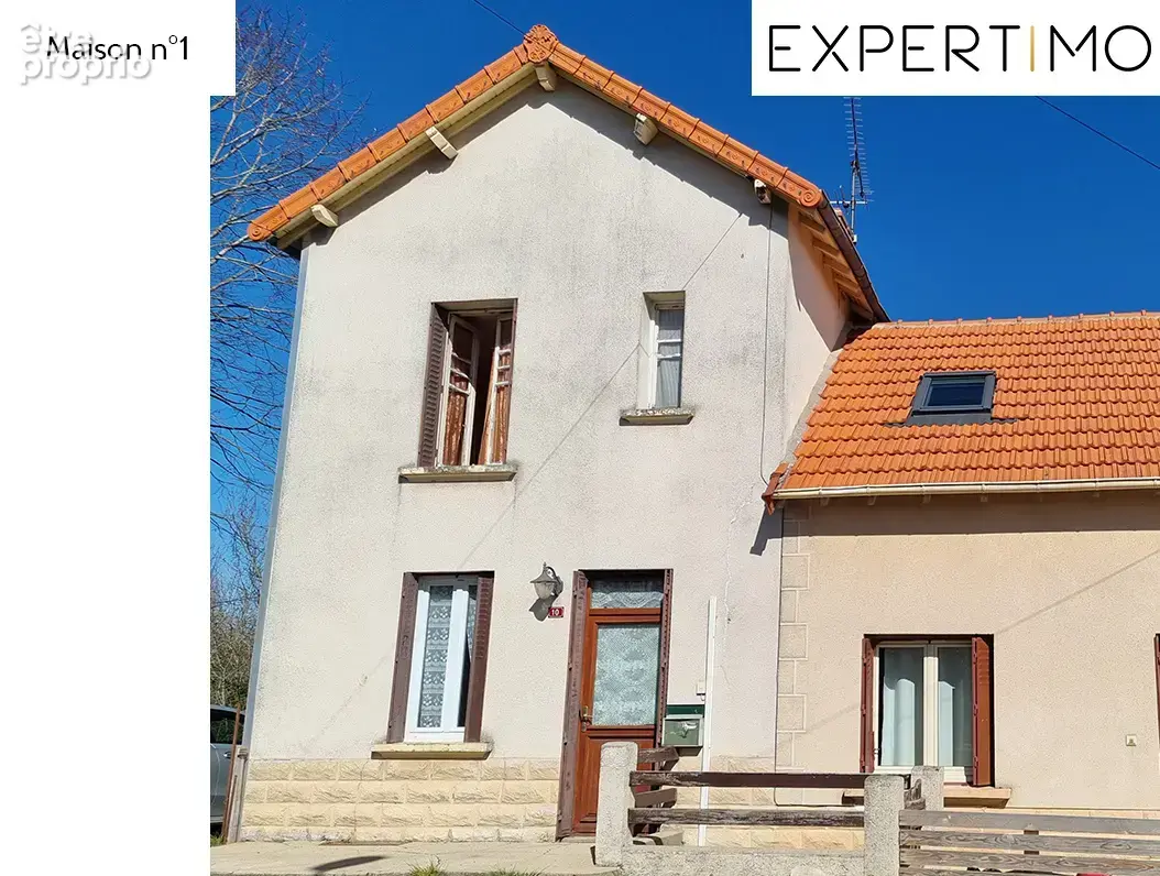 Menat, ensemble de 3 maisons, grange et terrain de tennis sur 7128m2 de terrain plat. - photo 10
