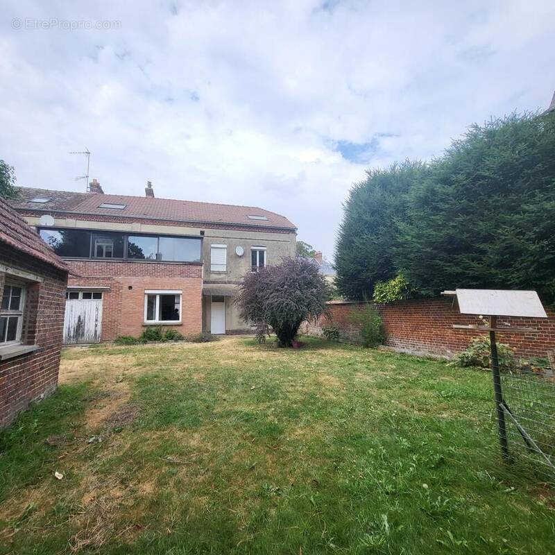 Maison à ETREPAGNY