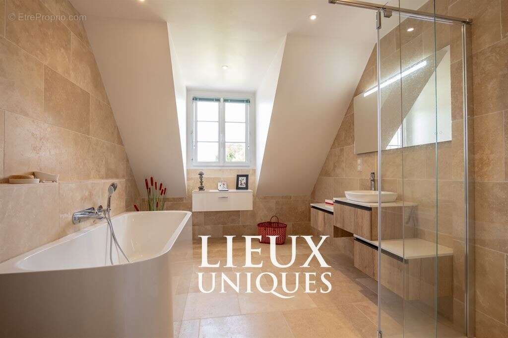 Maison à CHAILLES