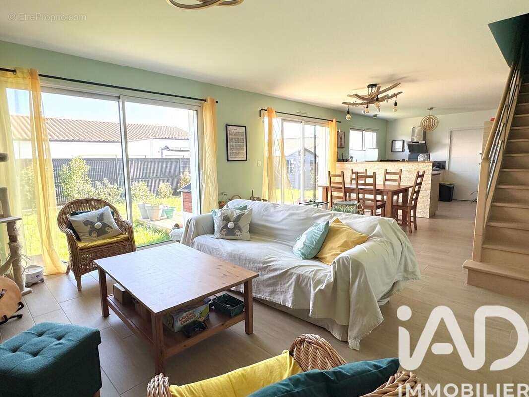 Photo 4 - Maison à SAINT-JULIEN-DE-CONCELLES