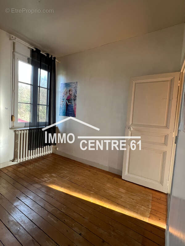 Maison à LA FERTE-MACE