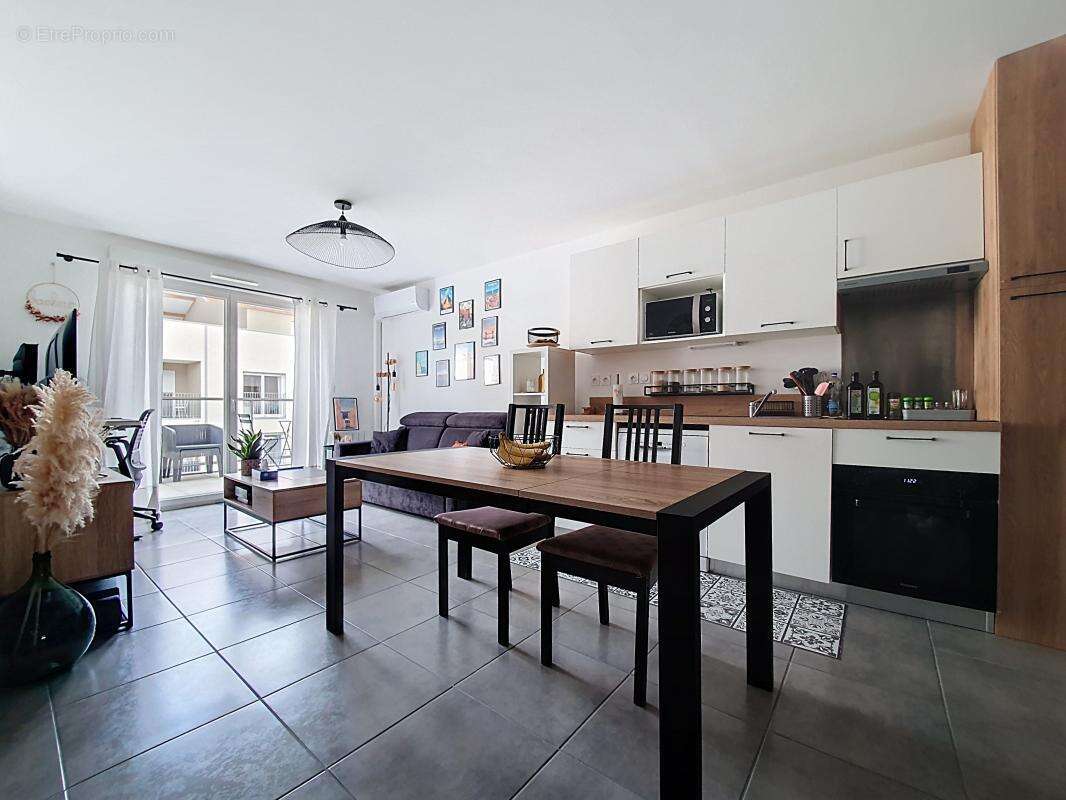 Appartement à SERPAIZE