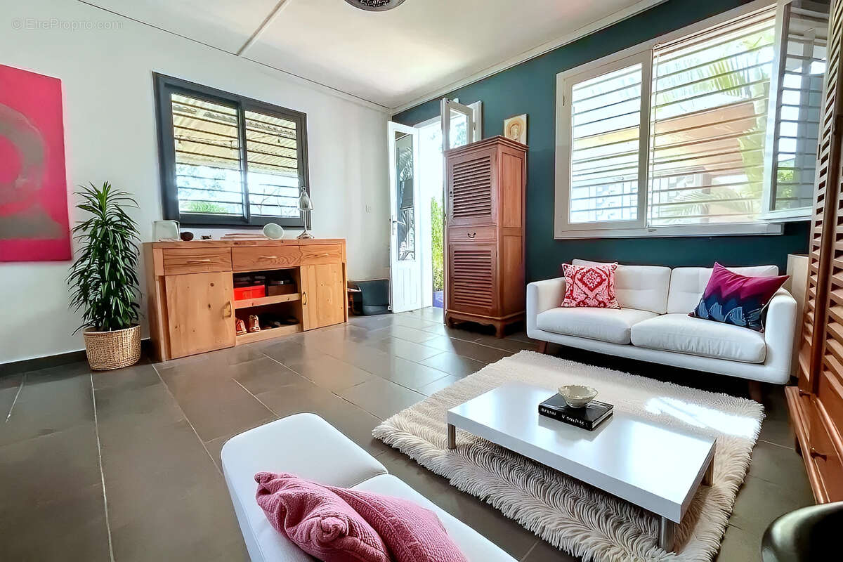 Maison à SAINT-DENIS