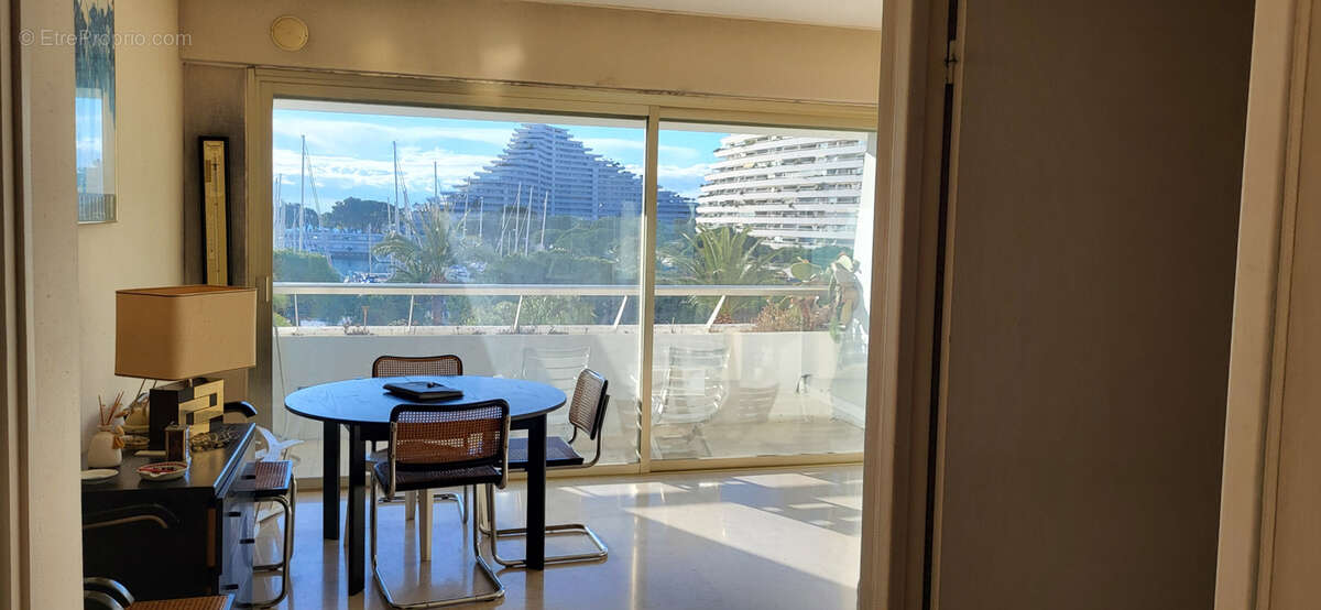 Appartement à VILLENEUVE-LOUBET