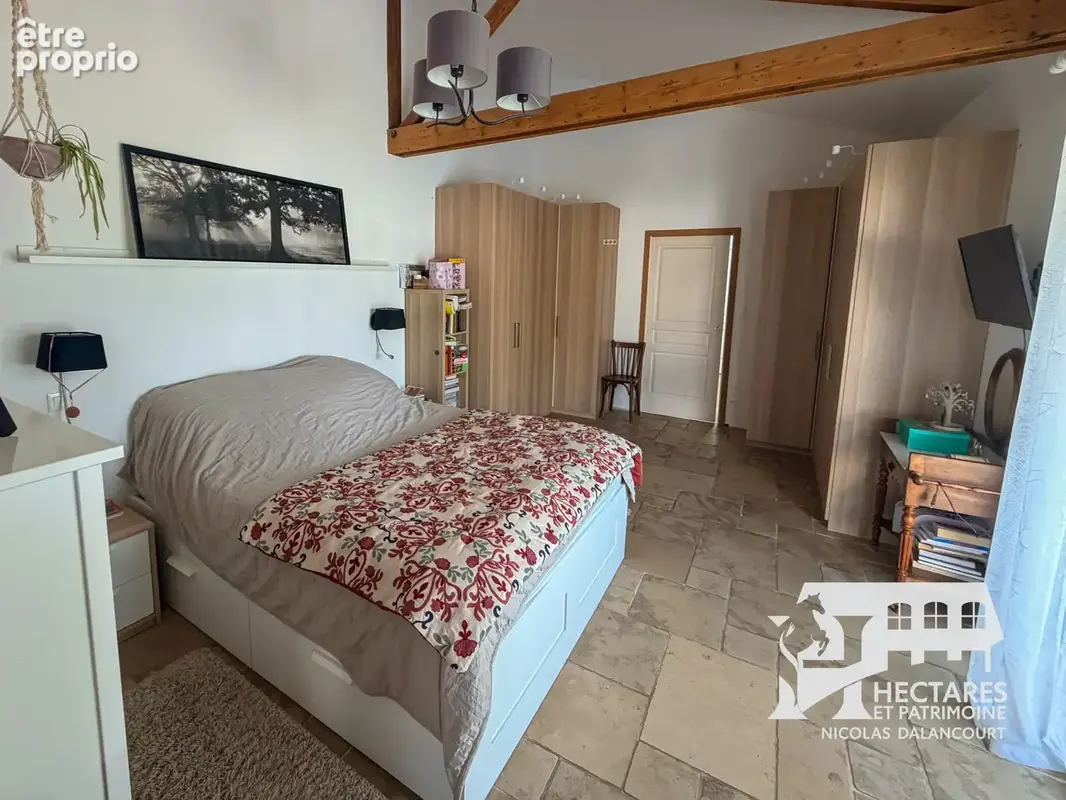Propriété équestre  14,5 ha  maison rénovée  installations récentes - photo 8