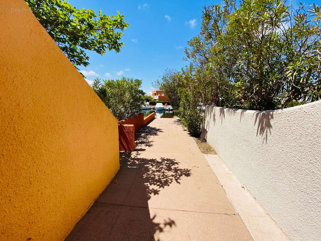 Barcarès : Superbe appartement avec terrasse et ponton privatif - photo 18