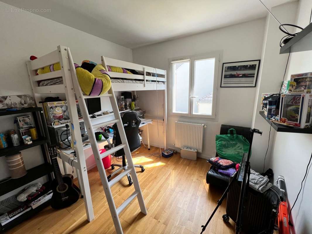 Maison à SARTROUVILLE