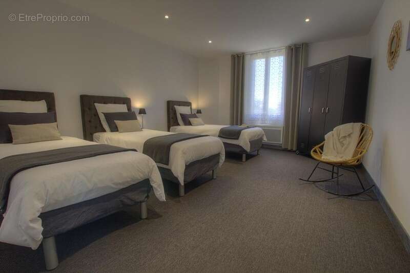 Maison à MONTREVEL-EN-BRESSE