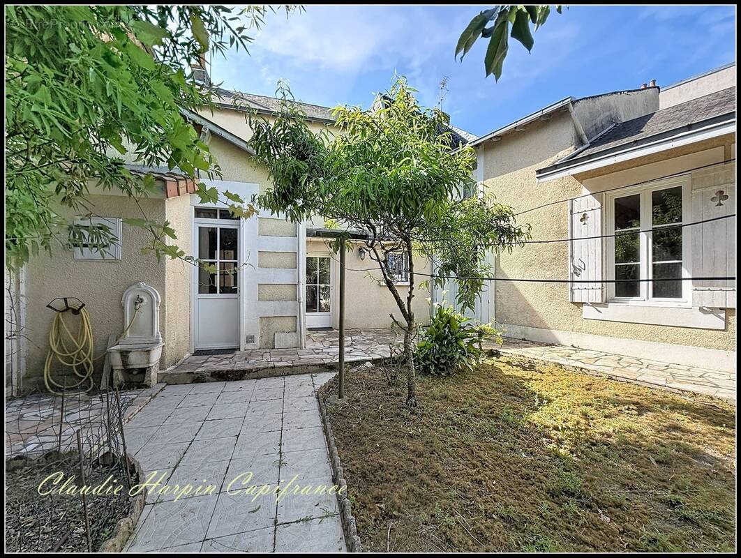 Maison à PARTHENAY